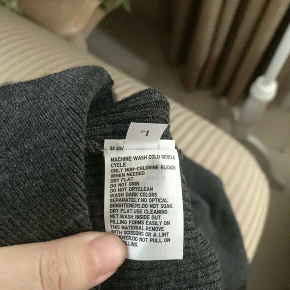 Uniqlo Washable Ribbed Knit Polo Sweater in Gray - Picture 8 of 8